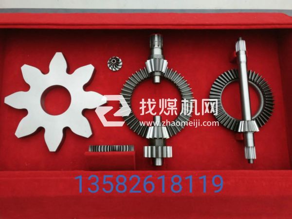 河北高精度螺旋傘齒輪、人字齒輪、圓柱齒輪、減速機(jī)維修實(shí)體工廠