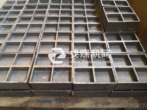山東廠家直銷(xiāo)耐磨配件?新型球磨機(jī)梯楞板